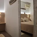 Apto térreo com jardim - Praia do Estaleiro- Balneário Camboriu