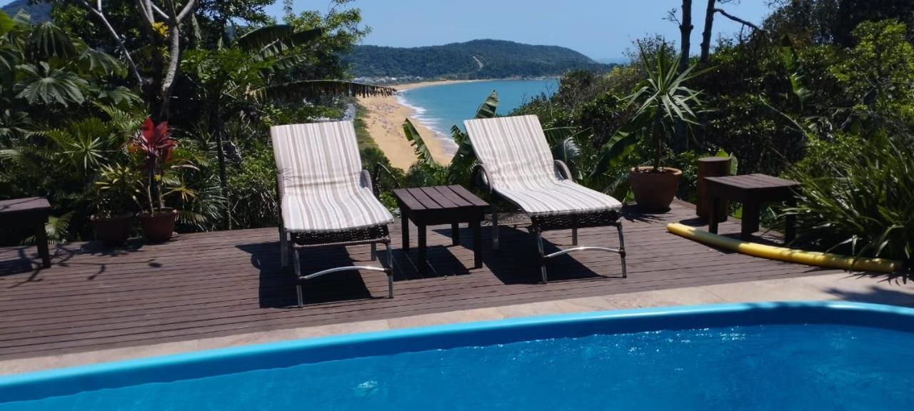 Apartamento Apto Térreo Com Jardim - Do Estaleiro- Balneário Camboriu