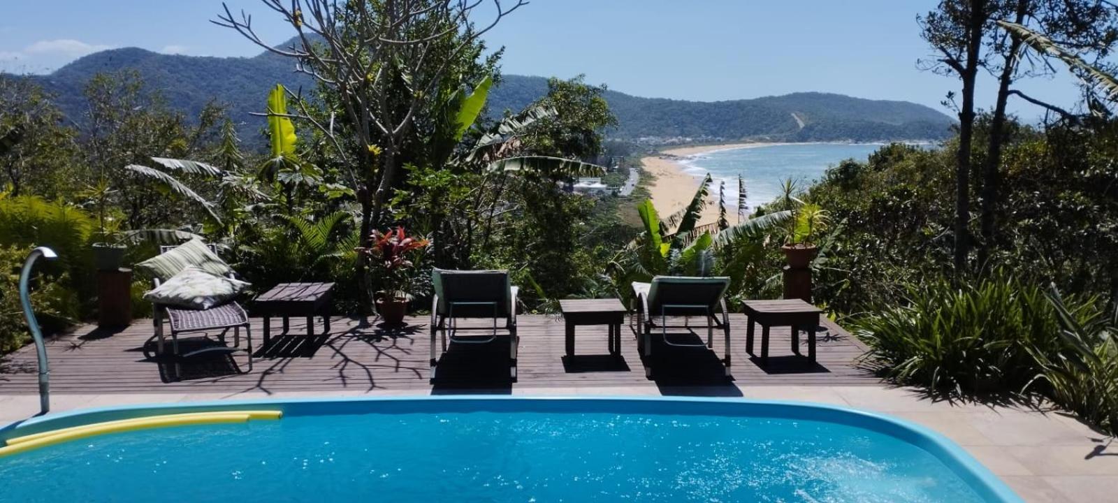 Apartamento Apto Térreo Com Jardim - Do Estaleiro- Balneário Camboriu *